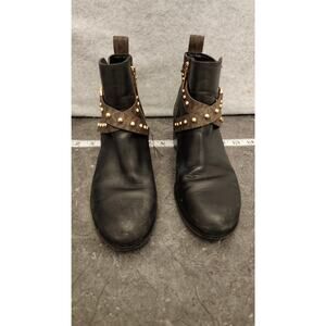 Michael Kors Leather Ankle Boot Women's‎ 6 M Black Brow Studded Logo Ankle Boot